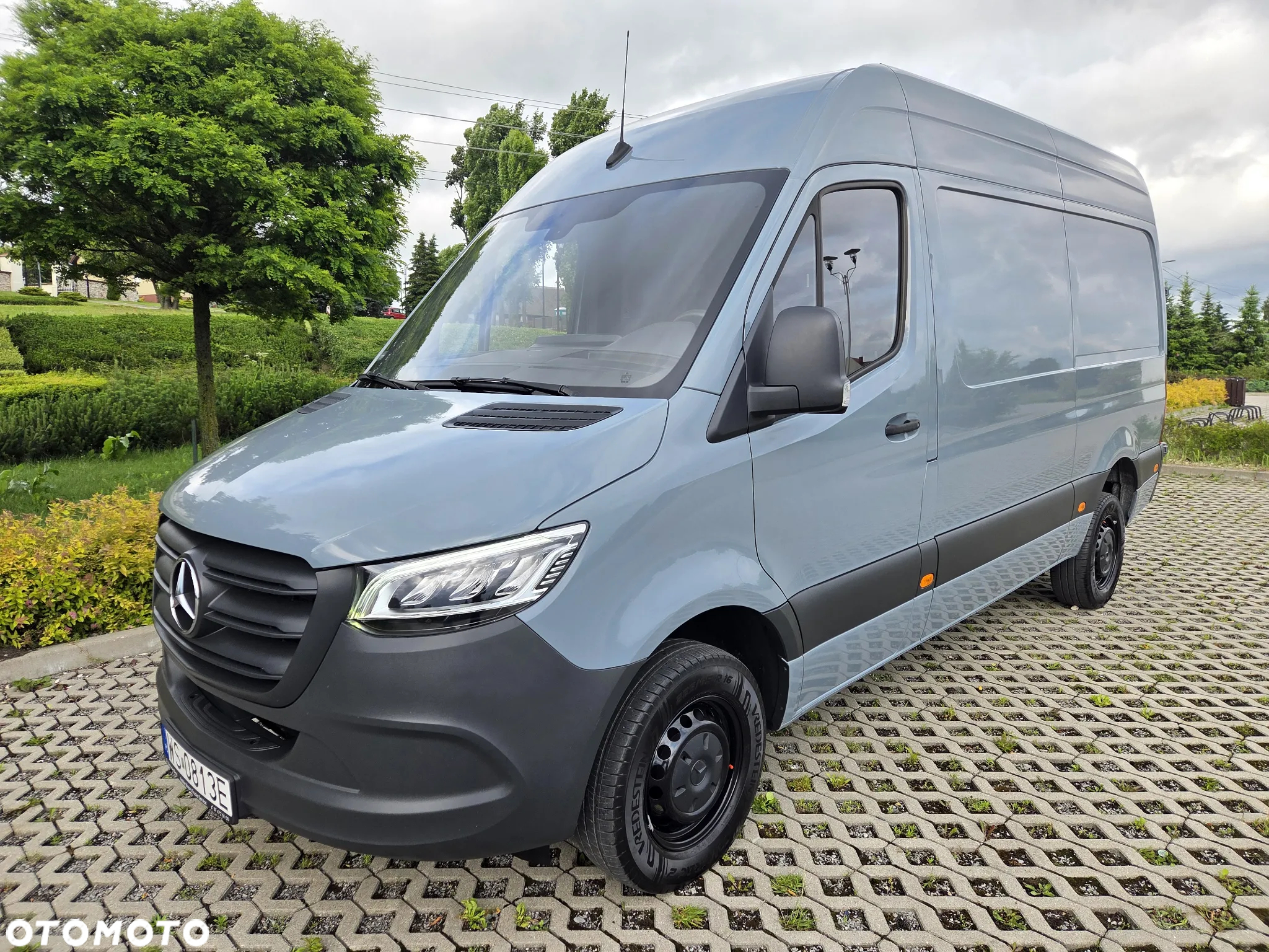 Mercedes-Benz Sprinter - 10