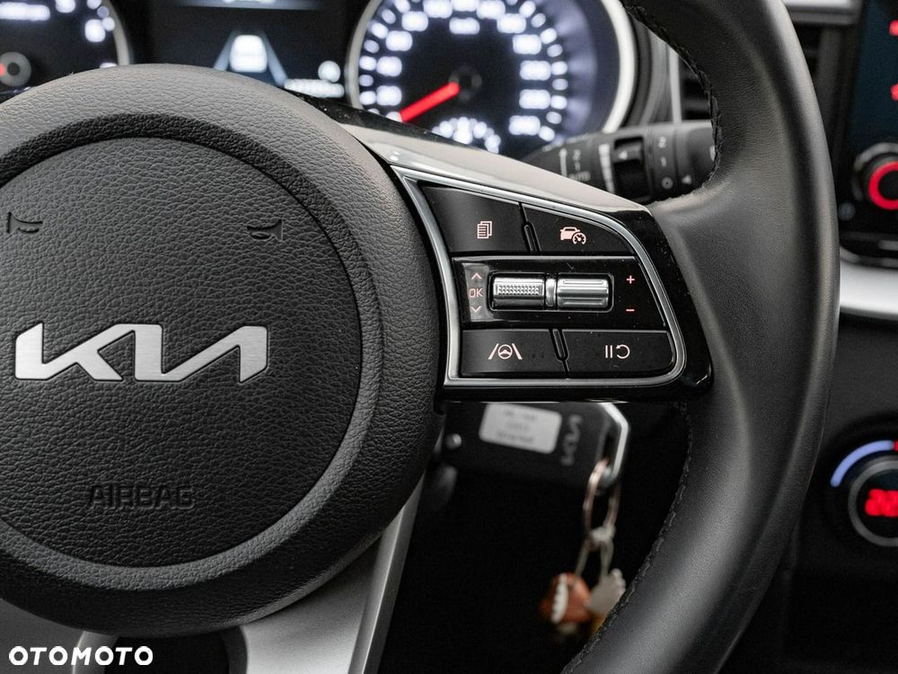 Kia Ceed 1.5 T-GDI M - 14