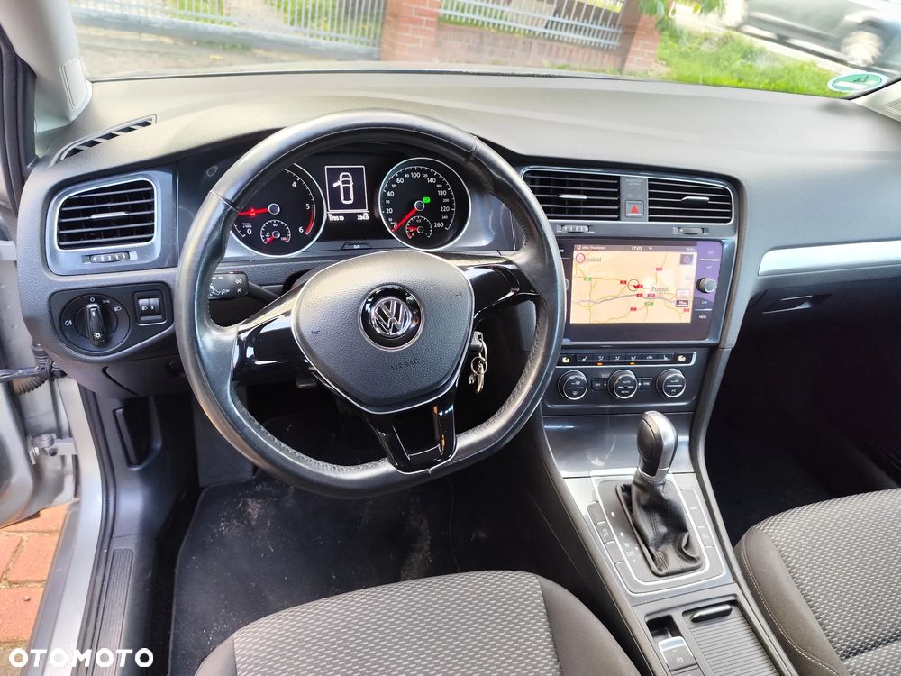 Volkswagen Golf 1.6 TDI (BlueMotion Technology) DSG Comfortline - 16