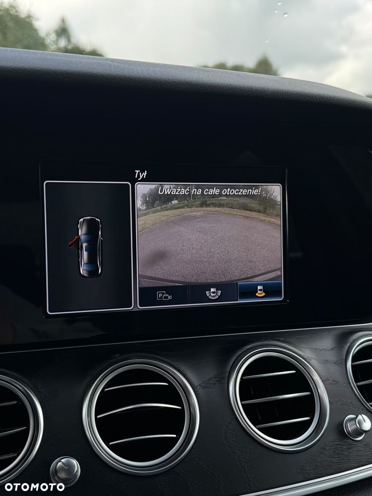 Mercedes-Benz Klasa E 220 d 9G-TRONIC - 20