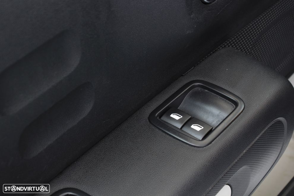 Citroën C3 1.5 BlueHDi C-Series - 23