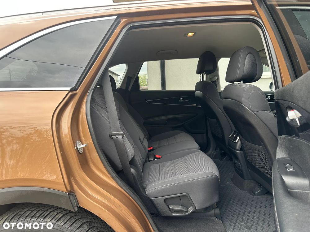 Kia Sorento - 22