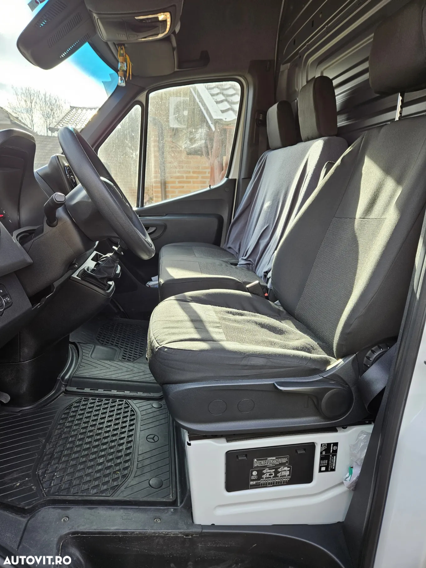 Mercedes-Benz Sprinter Tourer 317 CDI 170CP L3H2 RWD 6MT - 8
