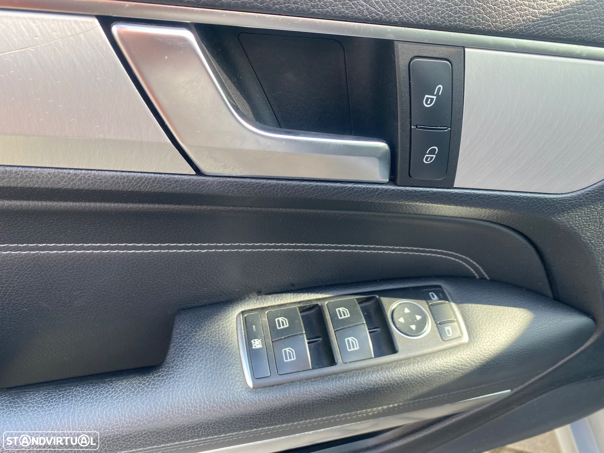 Mercedes-Benz E 220 CDi Avantgarde BlueEfficiency - 18
