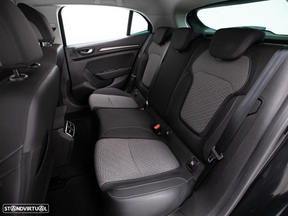 Renault Mégane 1.5 Blue dCi Limited - 10
