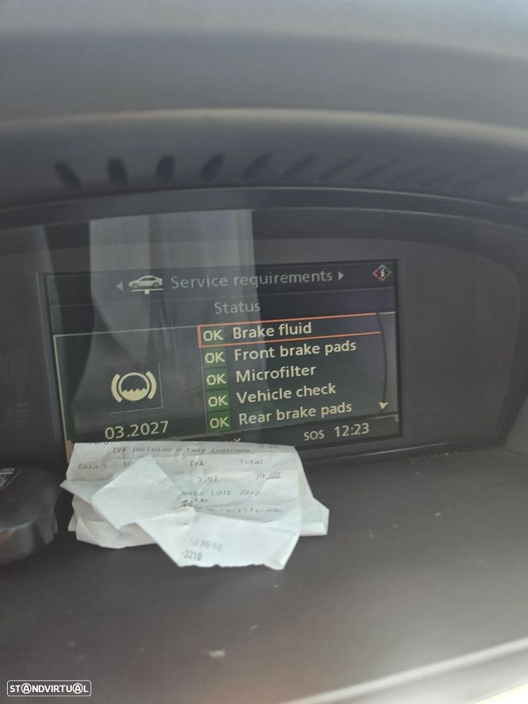 BMW 525 d Touring - 11