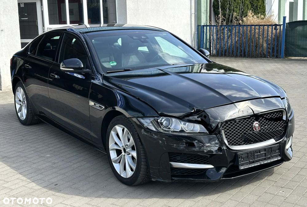 Jaguar XF 30d 300 Sport - 4