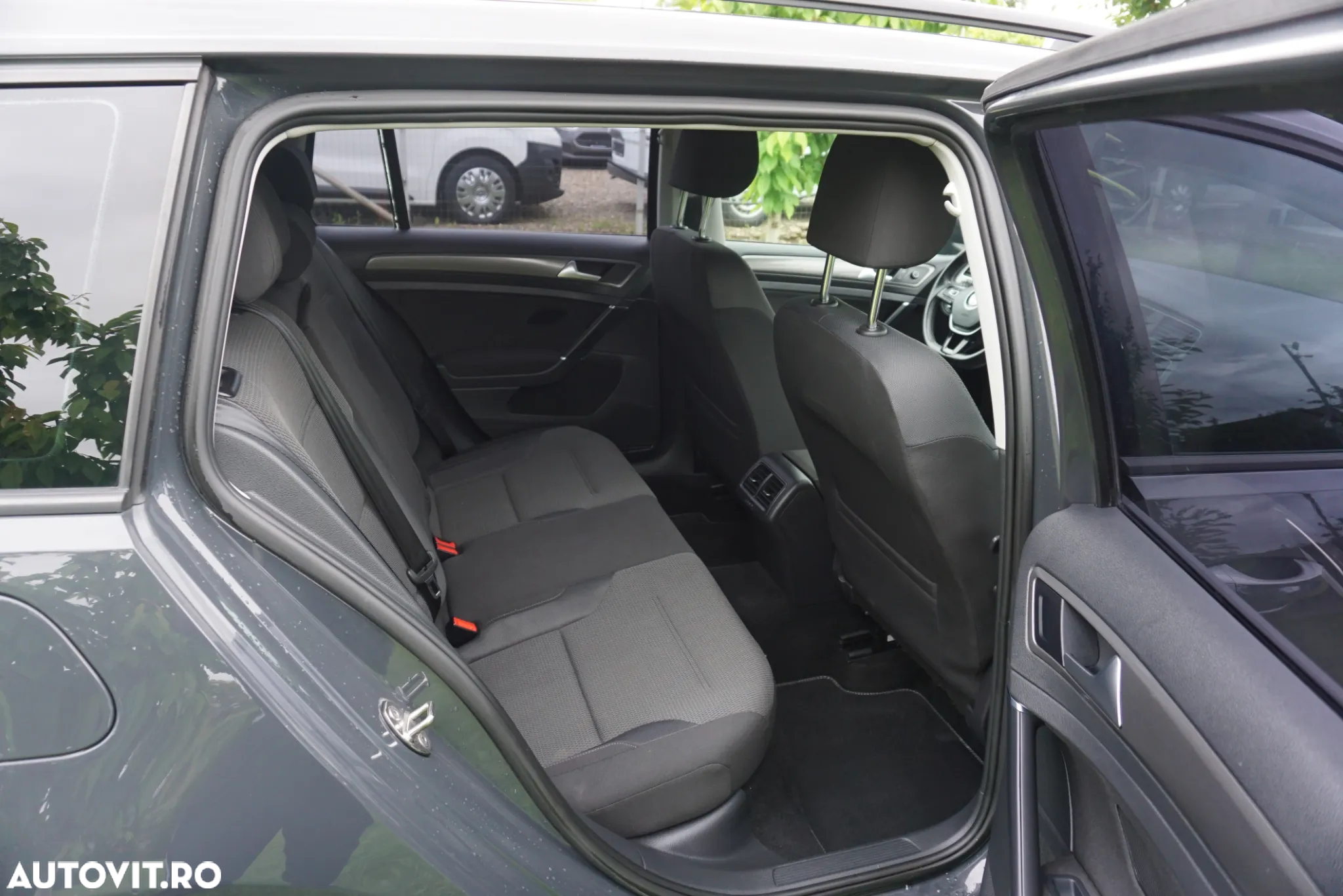 Volkswagen Golf 1.6 TDI BlueMotion Technology DPF Highline DSG - 12