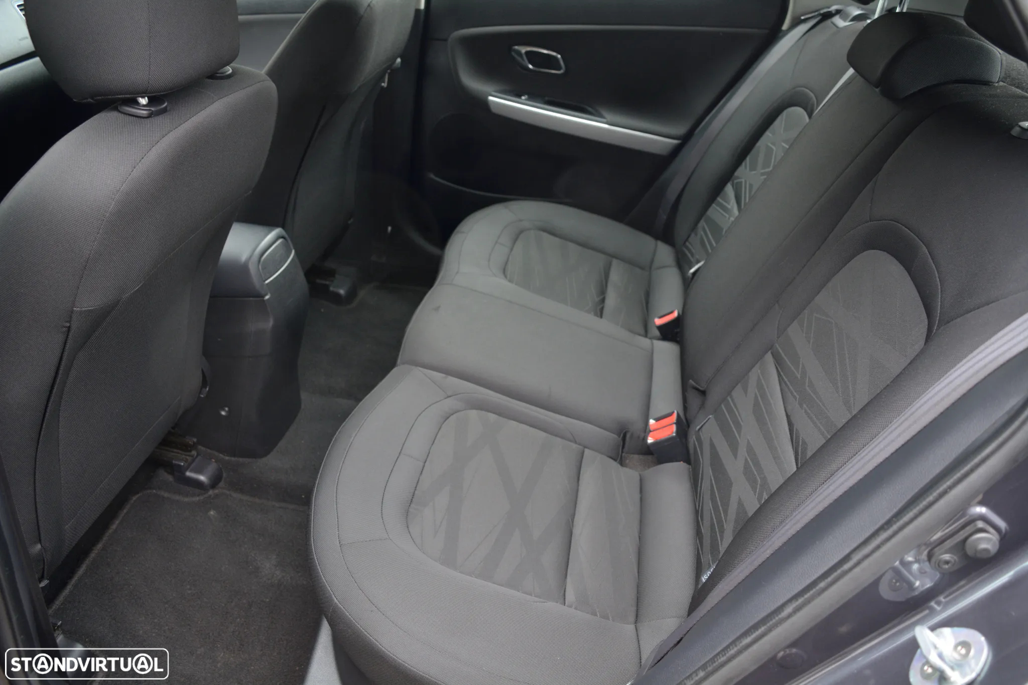 Kia Ceed 1.4 CRDi Nav Line - 8