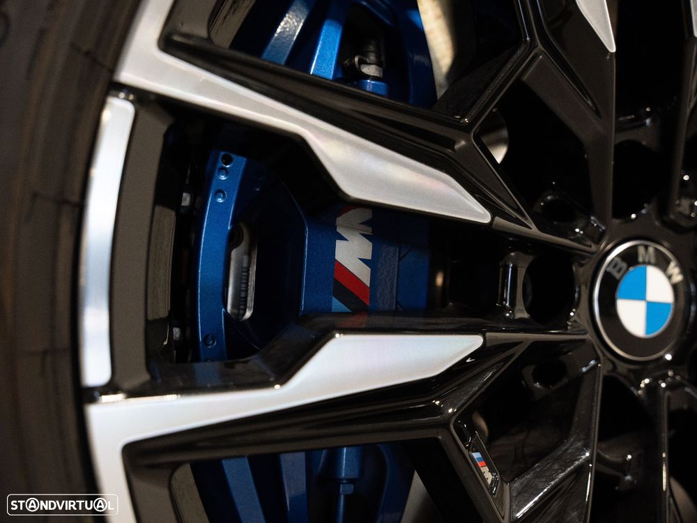 BMW i4 - 4
