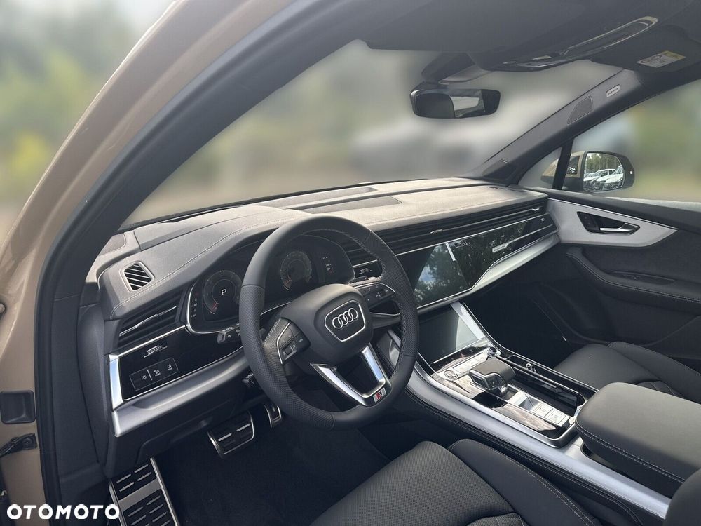 Audi Q7 - 10