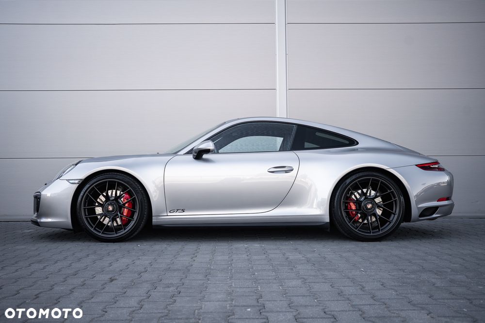 Porsche 911 Carrera 4 GTS PDK - 8