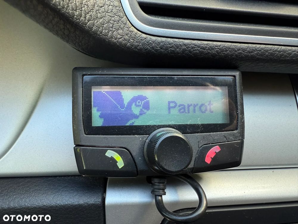 Volkswagen Passat Variant 1.6 TDI BlueMotion - 11