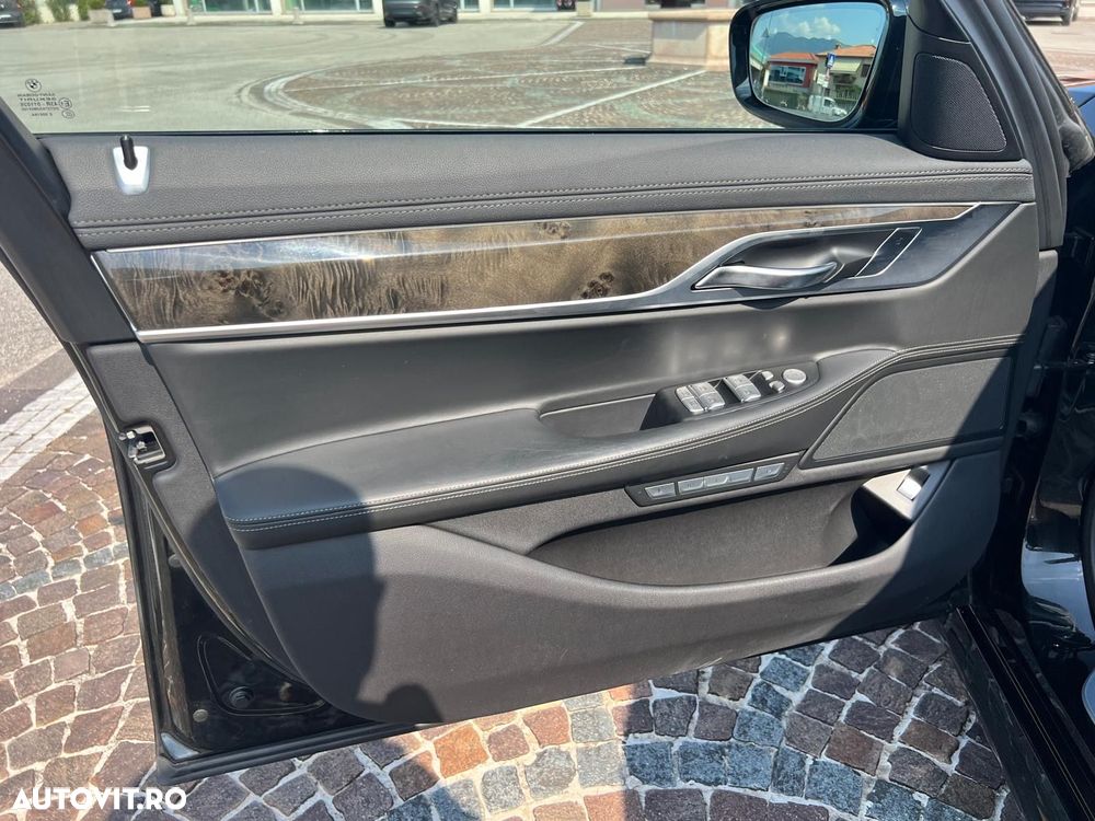 BMW Seria 7 730d - 13