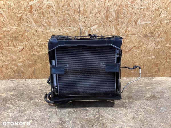 Land Rover Discovery 5 L462 CHŁODNICE KOMPLET LR062425 fpla-19c600-ad