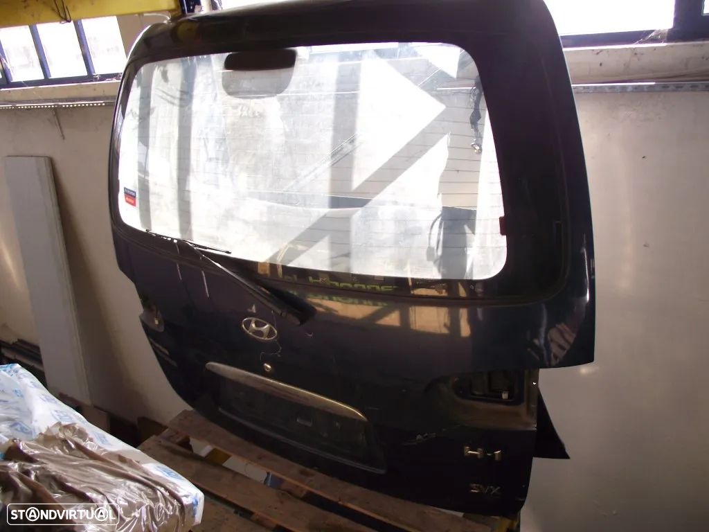 Tampa da Mala Hyundai H1 - 1998 / 2004 - 1