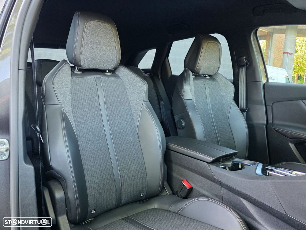Peugeot 3008 1.5 BlueHDi GT Line EAT8 - 29