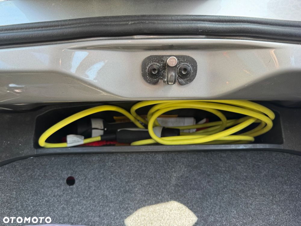 Volkswagen up! e-up - 15