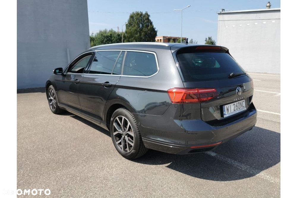Volkswagen Passat Variant - 5