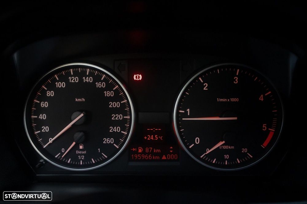 BMW 320 d Efficient Dynamics Edition - 17