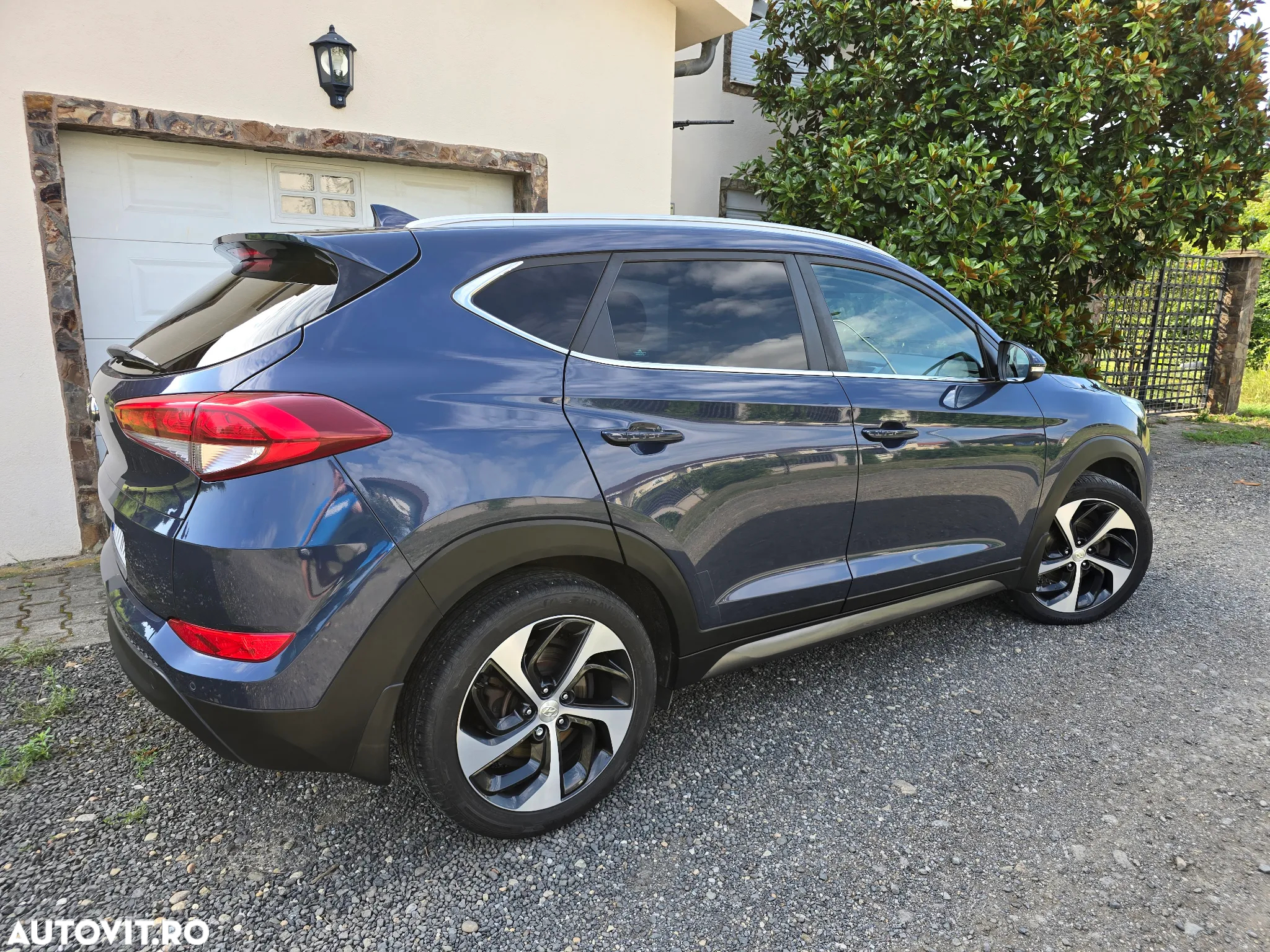 Hyundai Tucson blue 1.7 CRDi 2WD DCT Advantage - 9
