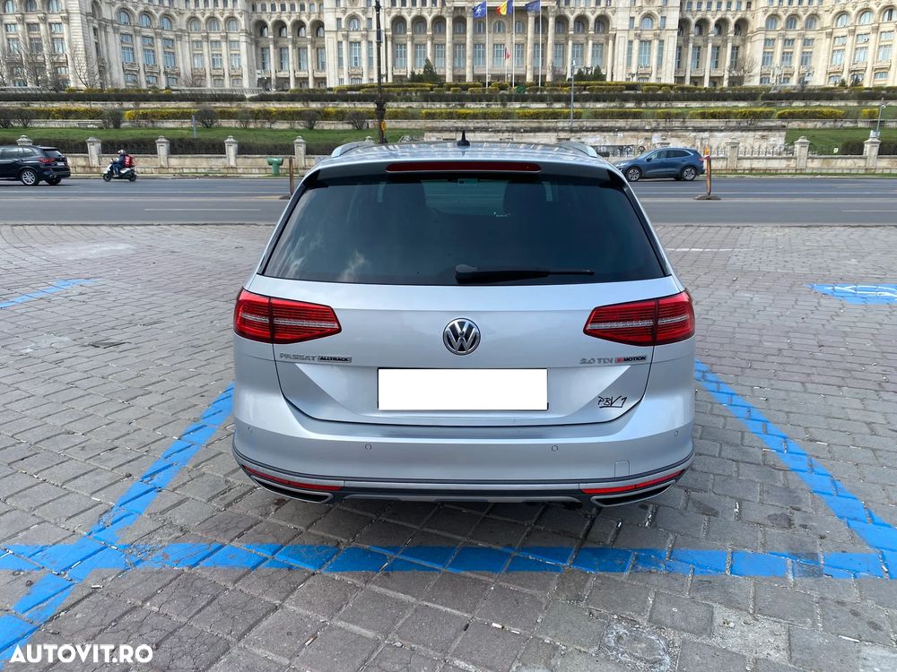 Volkswagen Passat Alltrack 2.0 TDI 4Motion - 6