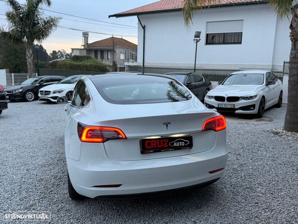 Tesla Model 3 Tração Traseira - 19