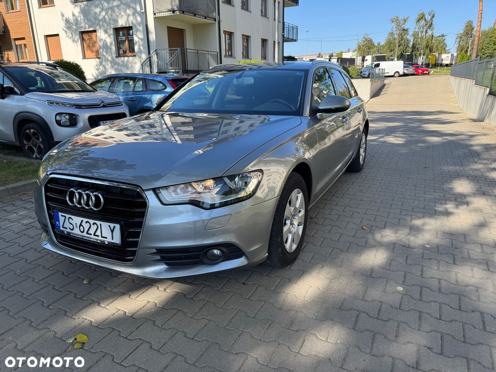 Audi A6 Avant 2.0 TDI Multitronic - 32
