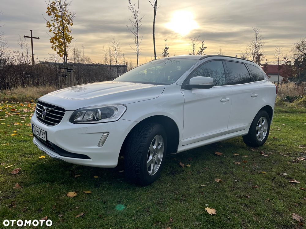 Volvo XC 60 D4 AWD Momentum - 5
