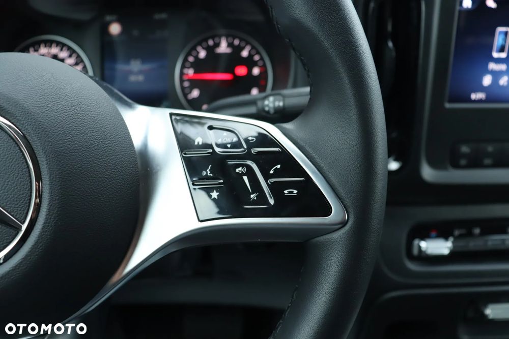 Mercedes-Benz Vito - 17