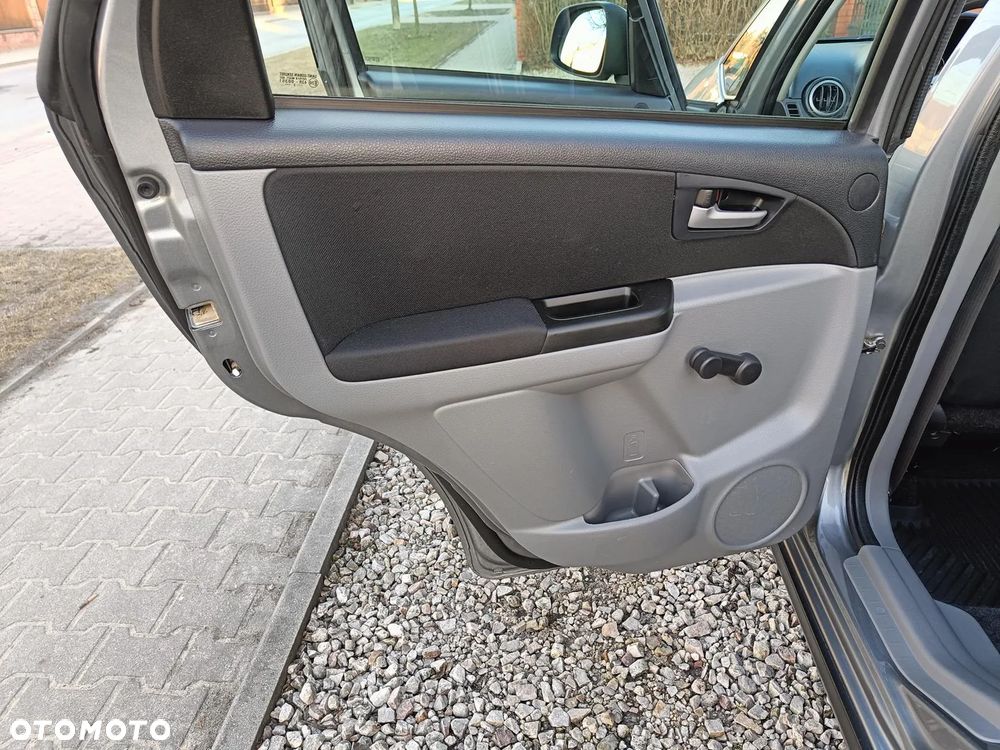 Suzuki SX4 1.6 Premium 4WD - 20