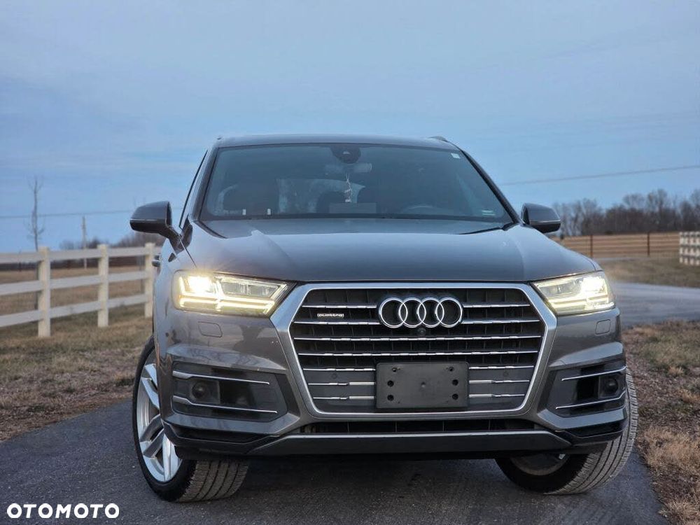 Audi Q7 - 3
