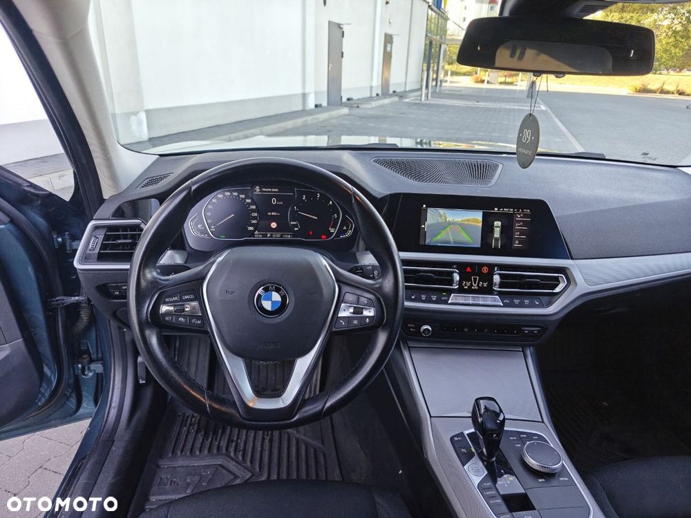 BMW Seria 3 320d MHEV Advantage - 17
