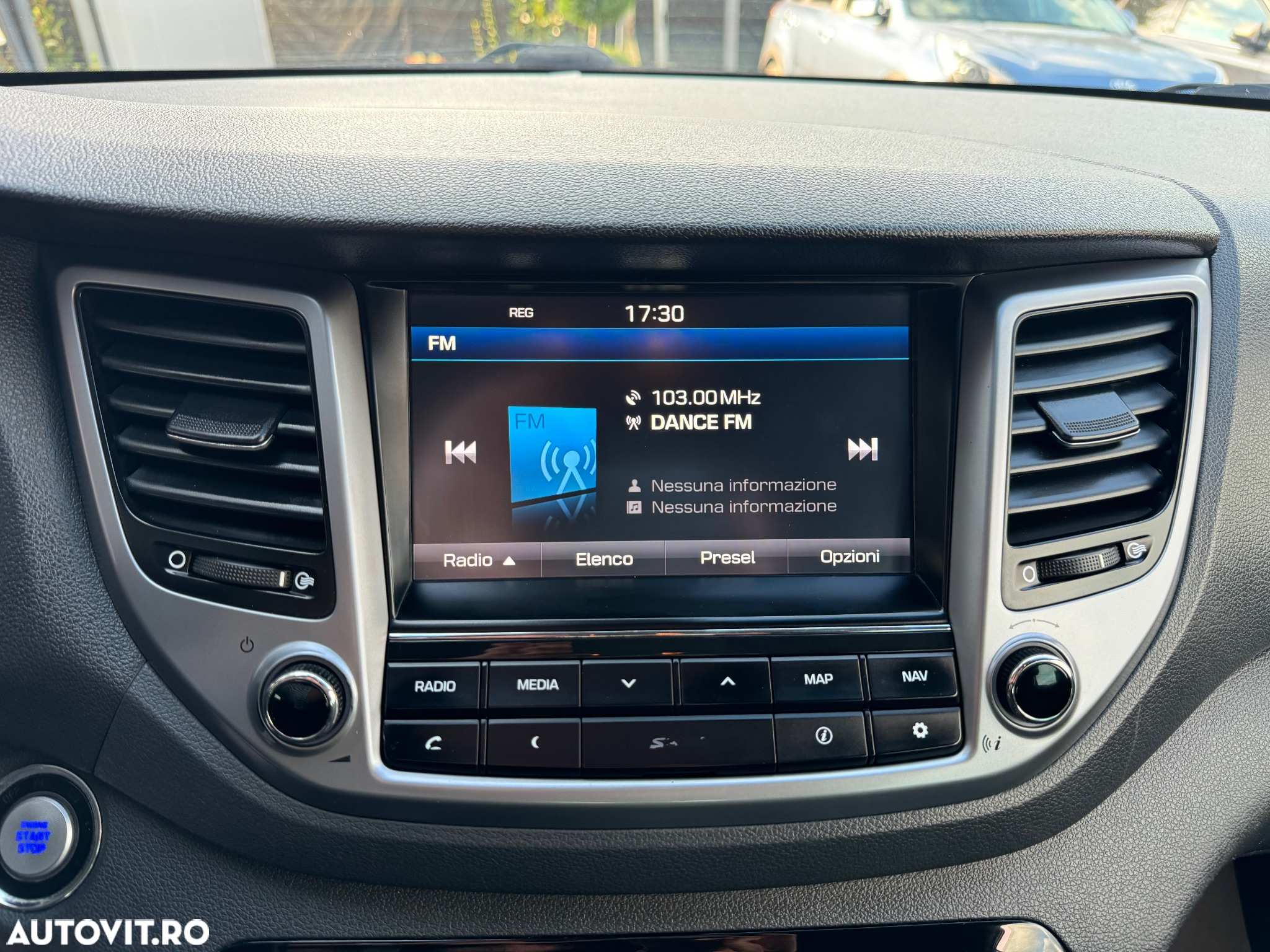 Hyundai Tucson blue 1.7 CRDi 2WD Passion - 26