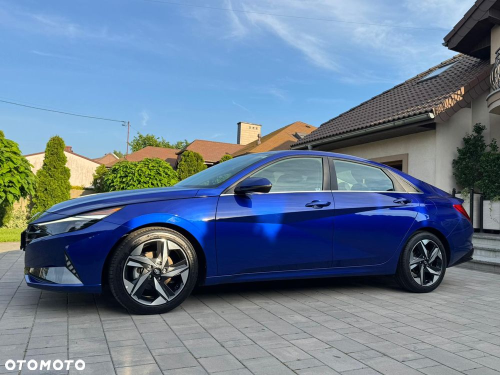 Hyundai Elantra 1.6 Style Premiere - 11