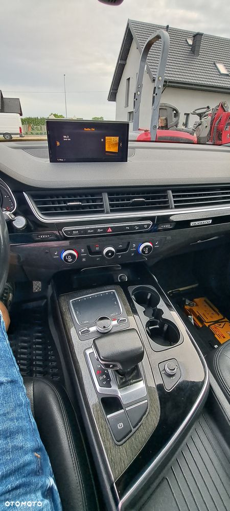 Audi Q7 - 10