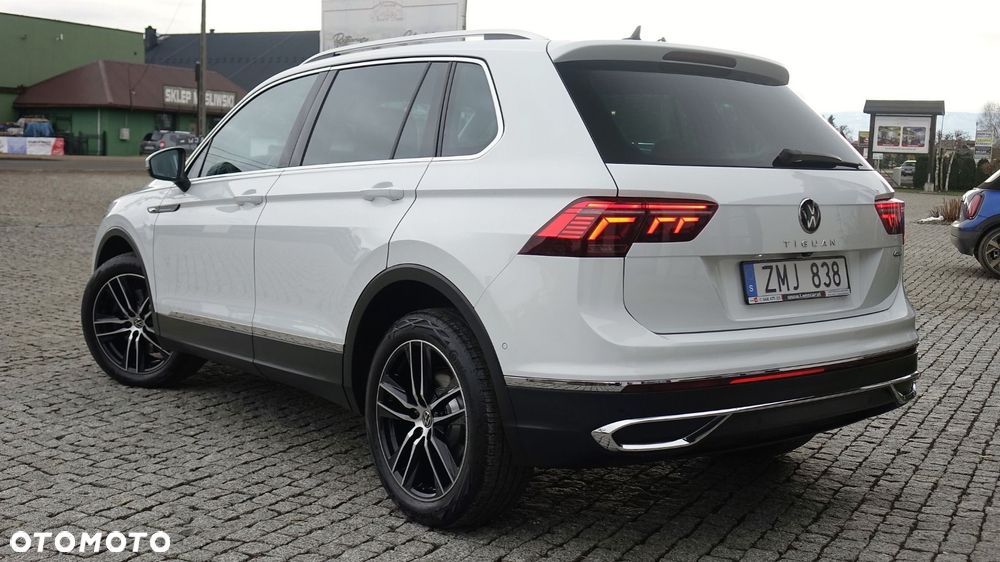 Volkswagen Tiguan - 4