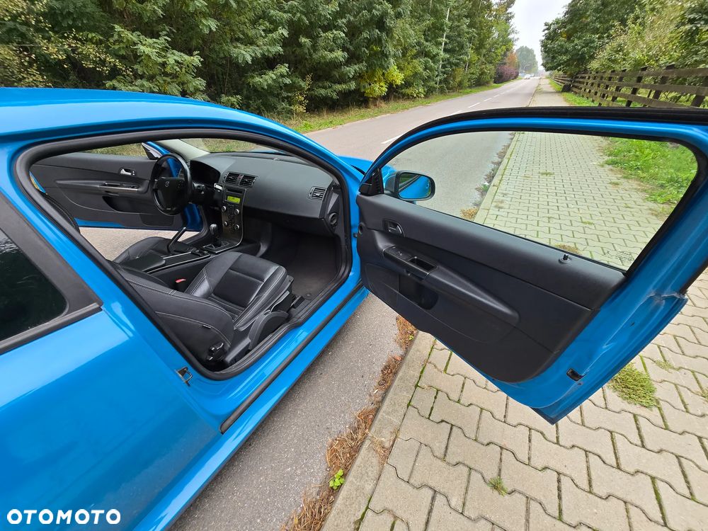 Volvo C30 D2 DRIVe R-Design - 19