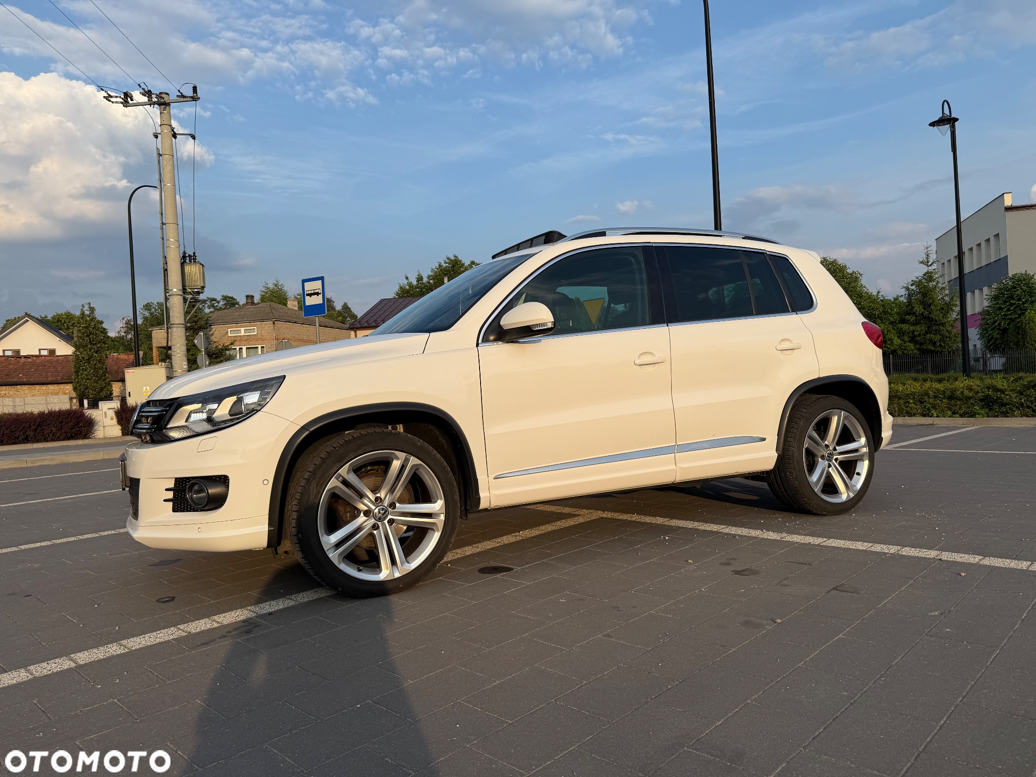 Volkswagen Tiguan 2.0 TDI 4Mot R-Style DSG - 34