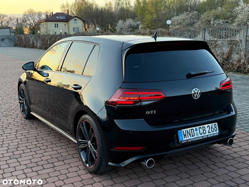 Volkswagen Golf 2.0 TSI BMT GTI Performance - 9