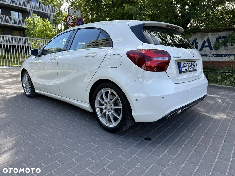 Mercedes-Benz Klasa A 180 7G-DCT Urban - 4
