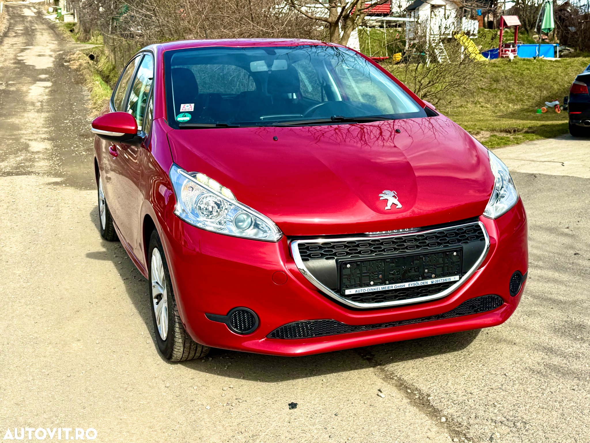 Peugeot 208 1.2 L PureTech Allure - 8