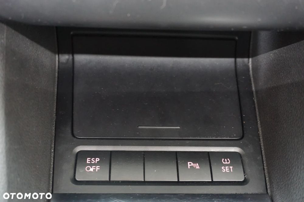 Volkswagen Golf 2.0 TDI DPF DSG Comfortline - 32