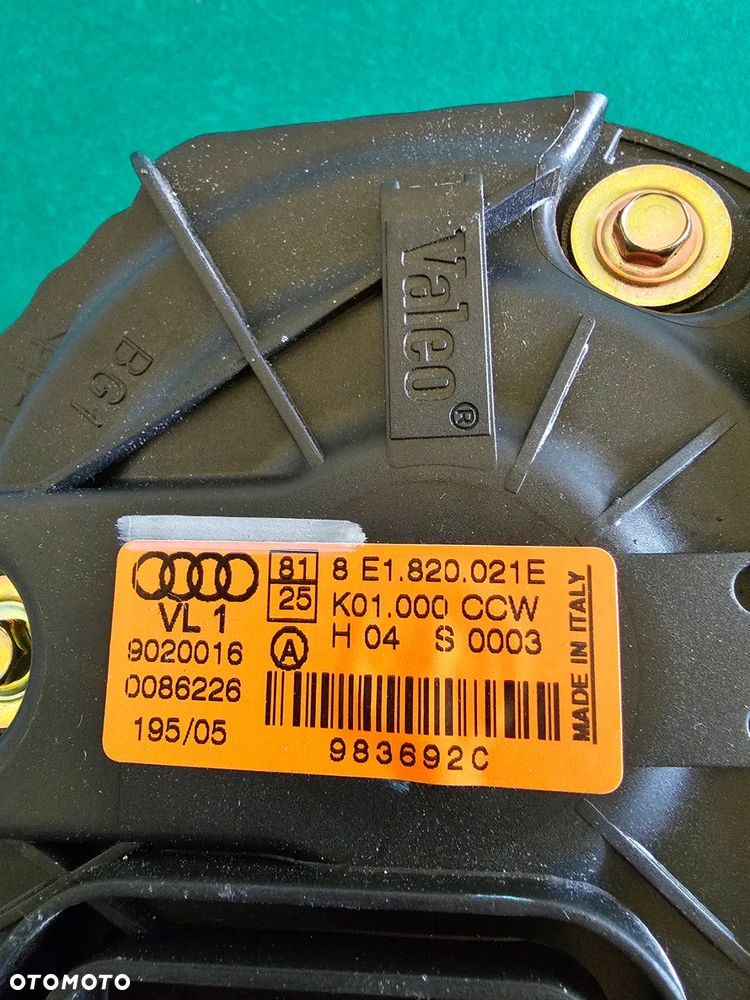 AUDI A4B6 B7 DMUCHAWA 8E1820021E - 2