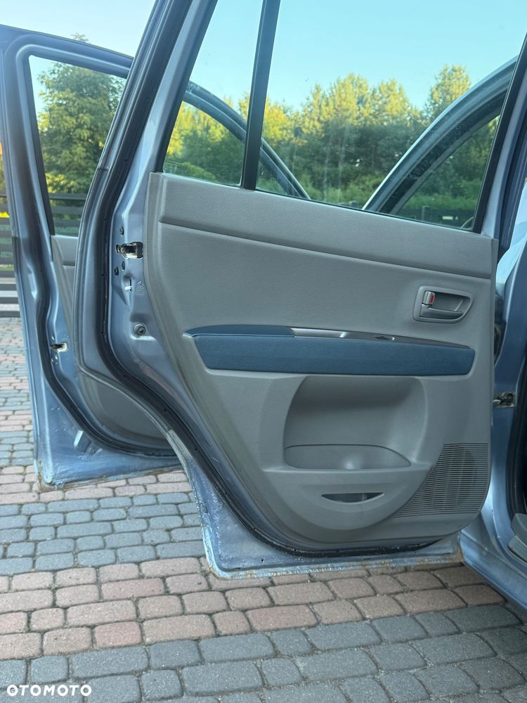 Mazda 2 - 5