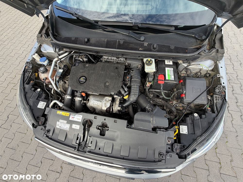 Peugeot 308 BlueHDi 130 EAT8 Black Edition - 35