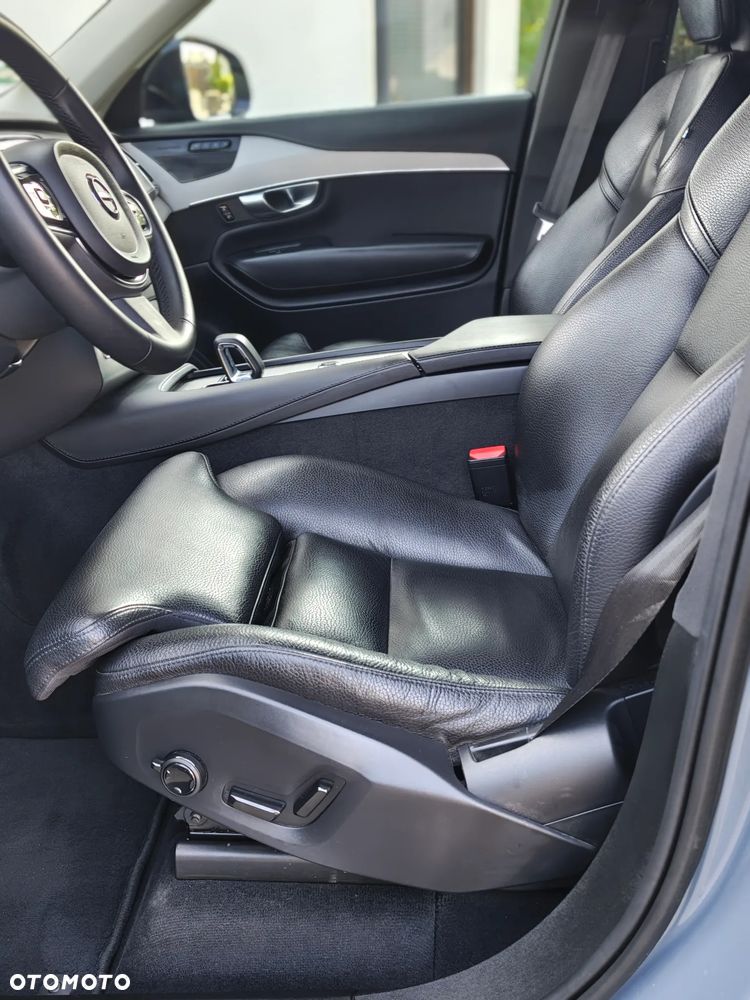 Volvo XC 90 B5 D AWD Plus Dark 7os - 30