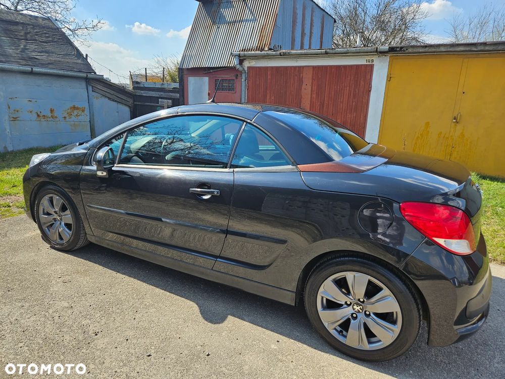 Peugeot 207 CC 150 THP Roland Garros - 4