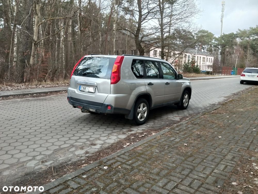 Nissan X-Trail 2.0 dCi 4x4 DPF Automatik SE - 6