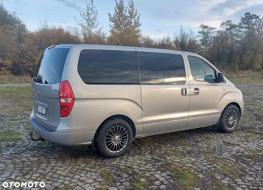 Hyundai H-1 2.5 CRDi Travel Premium - 3